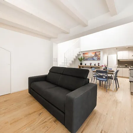 Apartmán Serlio Luxury House Near Center, Station *